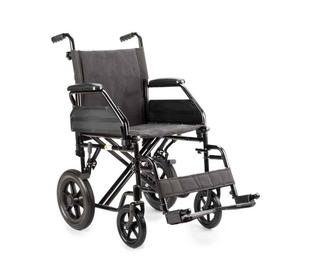 MultiMotion M9 transportrolstoel 45 cm zitbreedte - voorzijde