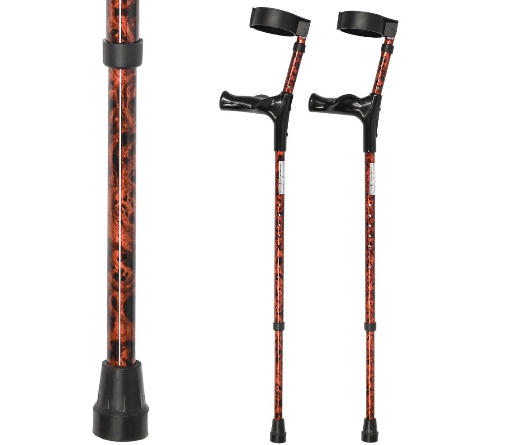 Multimotion elleboogkrukken met print - Bruin walnoot (set krukken met daarnaast een afbeelding ingezoomd op de print)